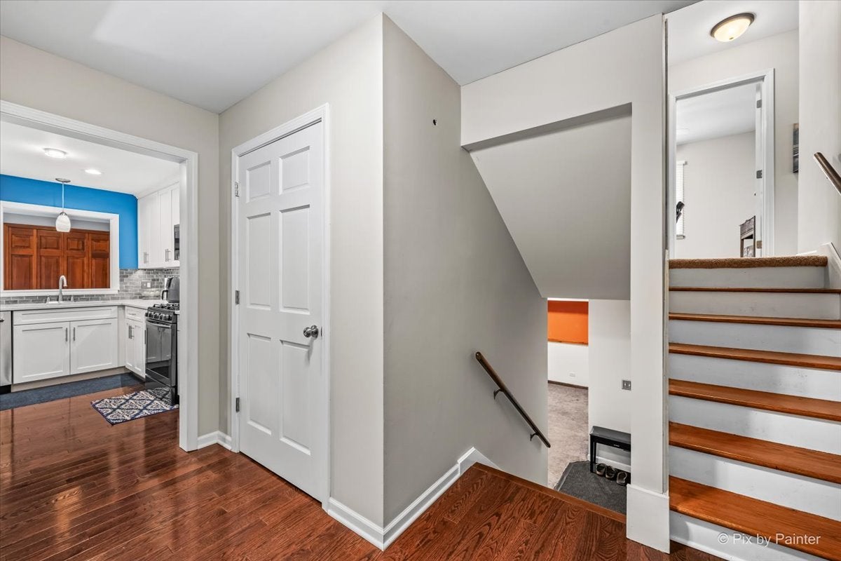 26W380 Blair Street
