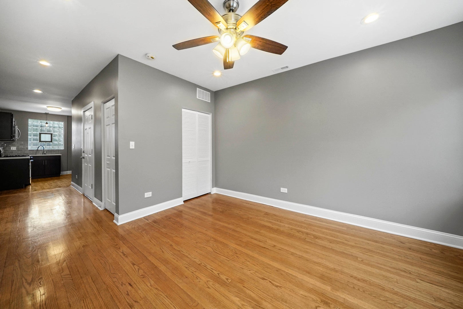 1619 E 70th Street
