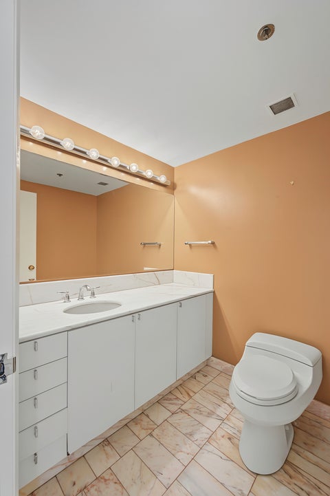 Tiny photo for 161 E Chicago Avenue #36G, Chicago, IL 60611 (MLS # 12727957)