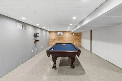 Tiny photo for 4 E Madison Street, Villa Park, IL 60181 (MLS # 12633854)