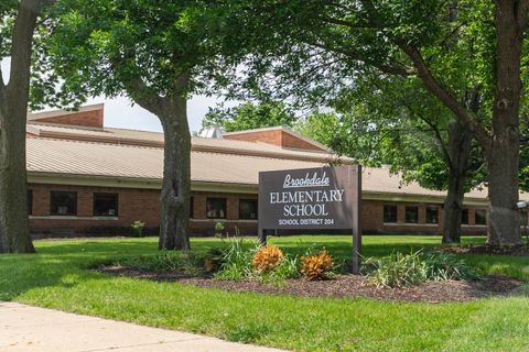 Tiny photo for 1264 Redfield Road, Naperville, IL 60563 (MLS # 12581577)