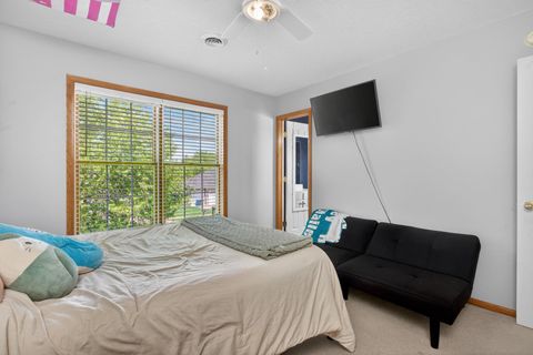 Tiny photo for 2611 Heather Glen Circle, Bettendorf, IA 52722 (MLS # 12624218)