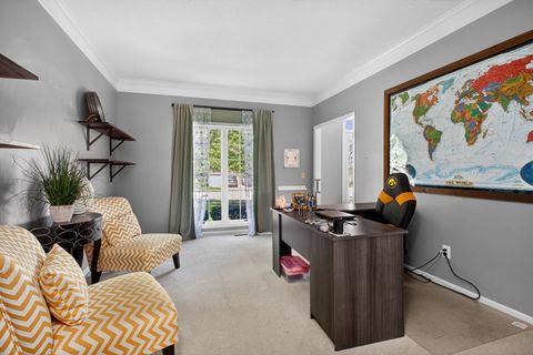 Tiny photo for 2611 Heather Glen Circle, Bettendorf, IA 52722 (MLS # 12624218)