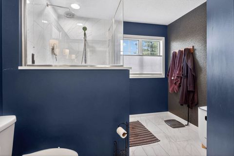 Tiny photo for 2611 Heather Glen Circle, Bettendorf, IA 52722 (MLS # 12624218)