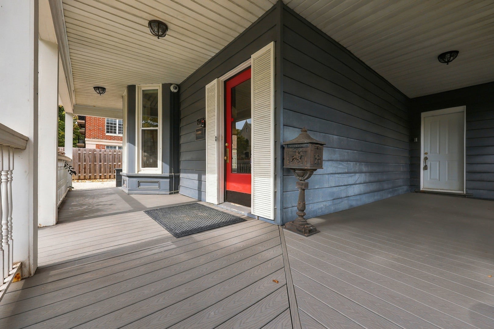 477 Elm Place