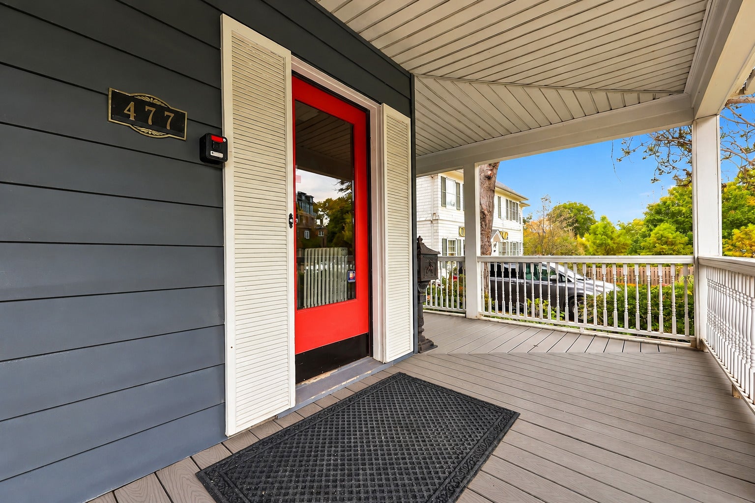 477 Elm Place