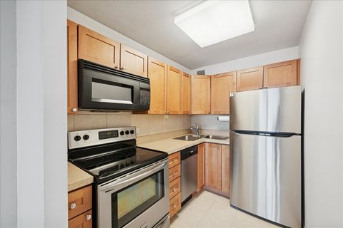 Tiny photo for 2728 N HAMPDEN Court #910, Chicago, IL 60614 (MLS # 12528833)