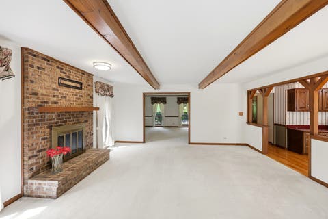 Tiny photo for 107 Roxborough Place, Inverness, IL 60010 (MLS # 12669641)
