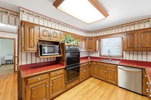 Tiny photo for 107 Roxborough Place, Inverness, IL 60010 (MLS # 12669641)