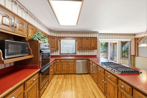 Tiny photo for 107 Roxborough Place, Inverness, IL 60010 (MLS # 12669641)