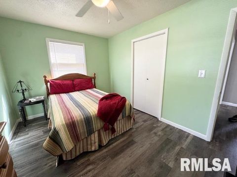 Tiny photo for 2205 MELANIE Lane, Marion, IL 62959 (MLS # EB460268)