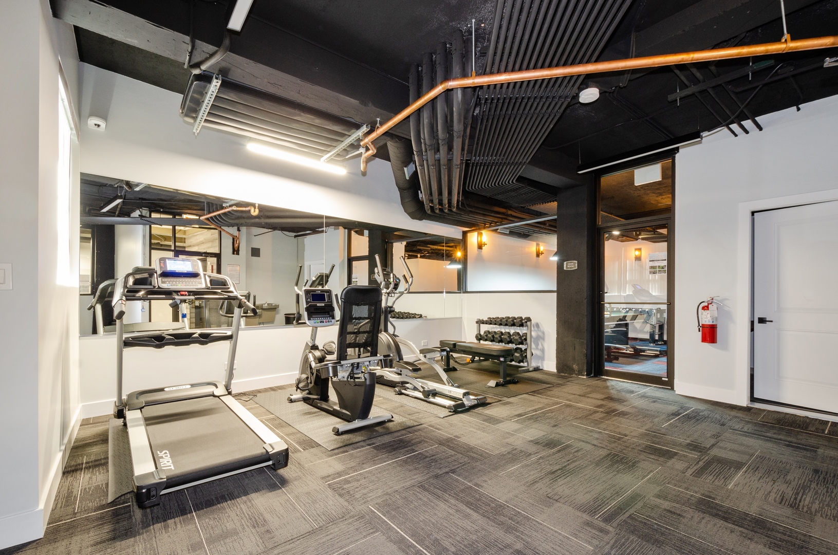 7645 N SHERIDAN Road 102