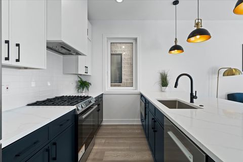 Tiny photo for 2636 W EVERGREEN Avenue #1, Chicago, IL 60622 (MLS # 12550183)