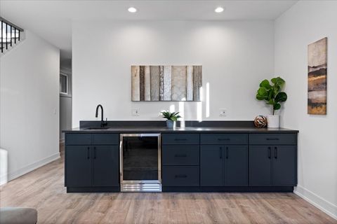 Tiny photo for 2636 W EVERGREEN Avenue #1, Chicago, IL 60622 (MLS # 12550183)