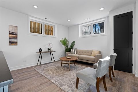 Tiny photo for 2636 W EVERGREEN Avenue #1, Chicago, IL 60622 (MLS # 12550183)