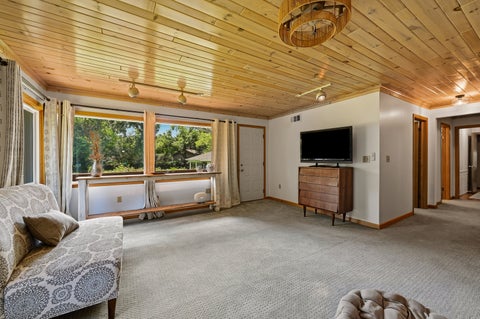 Tiny photo for 150 N Madison Street, Oswego, IL 60543 (MLS # 12758295)