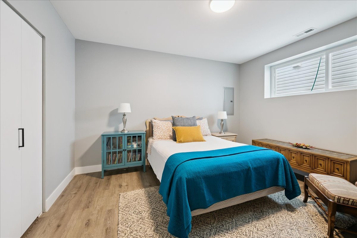 Chicago, Illinois 60612, United States, 4 Bedrooms Bedrooms, ,4 BathroomsBathrooms,Residential,Contingent,236322