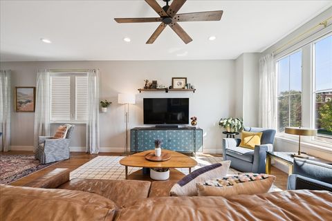 Tiny photo for 2514 W Polk Street, Chicago, IL 60612 (MLS # 12481750)