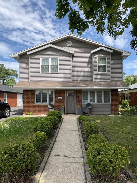 Photo of 11555 S SACRAMENTO Drive, Merrionette Park, IL 60803 (MLS # 12683928)