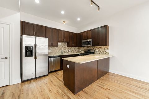 Tiny photo for 2354 S Oakley Avenue #B2, Chicago, IL 60608 (MLS # 12529410)