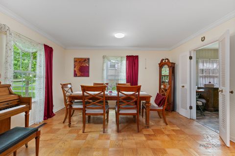 Tiny photo for 214 Washington Circle, Lake Forest, IL 60045 (MLS # 12650932)