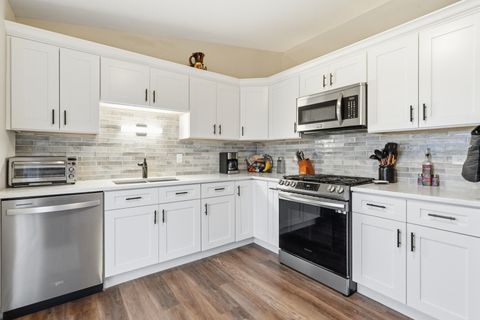 Tiny photo for 7654 W Moorefield Drive, Frankfort, IL 60423 (MLS # 12598342)