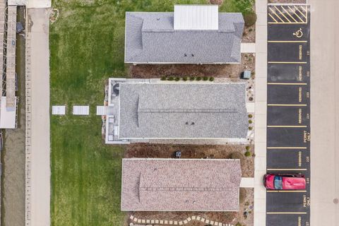 Tiny photo for 224 Leeward Way, Ottawa, IL 61350 (MLS # 12627070)