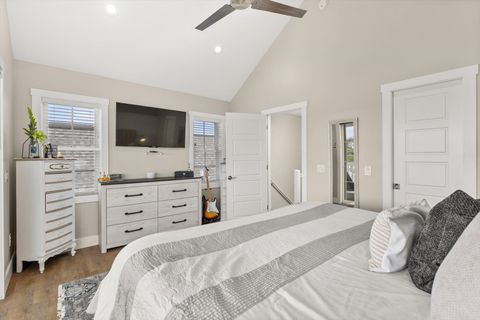 Tiny photo for 224 Leeward Way, Ottawa, IL 61350 (MLS # 12627070)