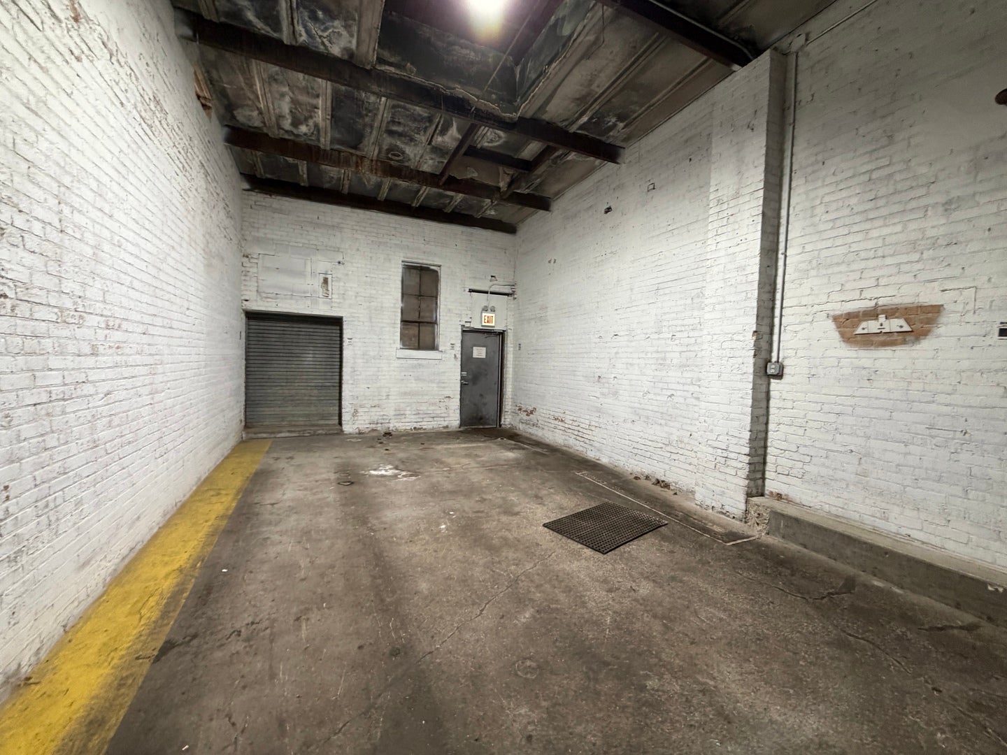 822 W Exchange Avenue