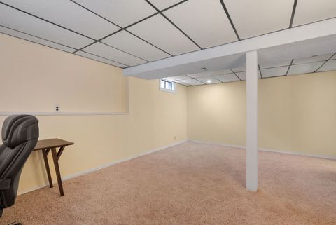 Tiny photo for 2629 Sheffield Drive, Davenport, IA 52806 (MLS # 12558058)