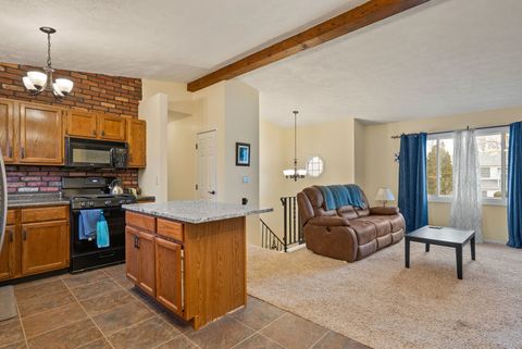 Tiny photo for 2629 Sheffield Drive, Davenport, IA 52806 (MLS # 12558058)