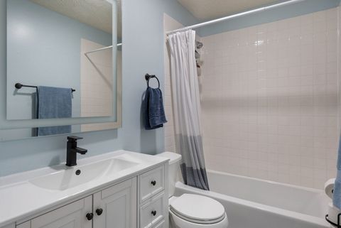 Tiny photo for 2629 Sheffield Drive, Davenport, IA 52806 (MLS # 12558058)