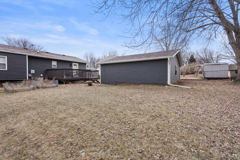 Tiny photo for 2629 Sheffield Drive, Davenport, IA 52806 (MLS # 12558058)