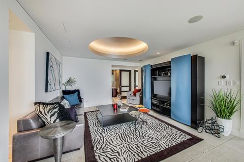 Tiny photo for 800 N MICHIGAN Avenue #4801, Chicago, IL 60611 (MLS # 12634613)