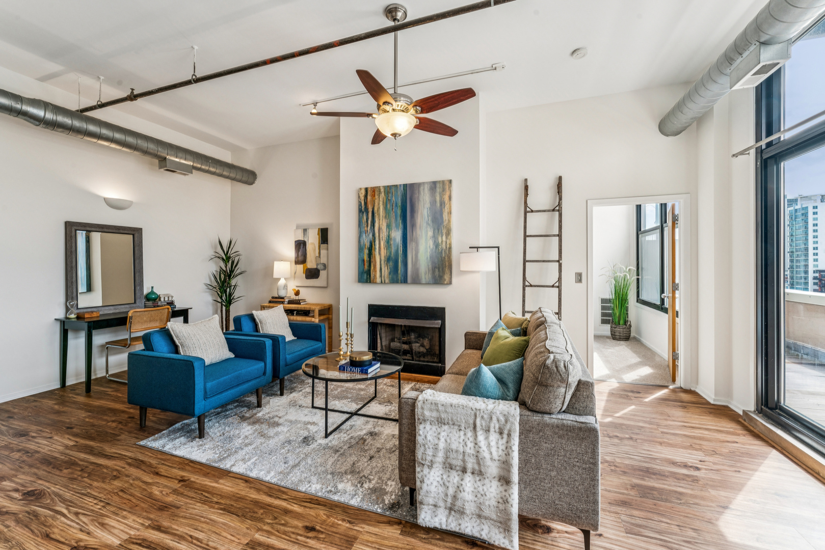 1516 S WABASH Avenue 805