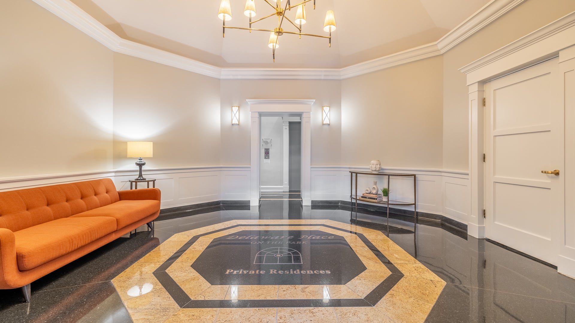 33 W Delaware Place 12C