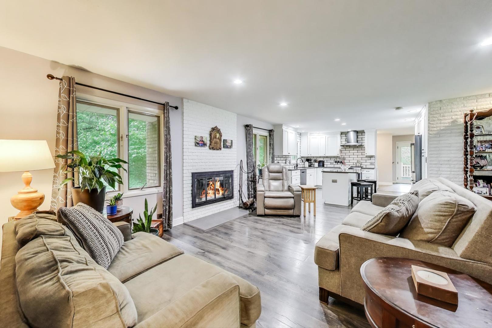 30975 N Blackhawk Trail