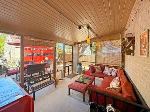 Tiny photo for 1224 W Violet Street, Freeport, IL 61032 (MLS # 12506568)