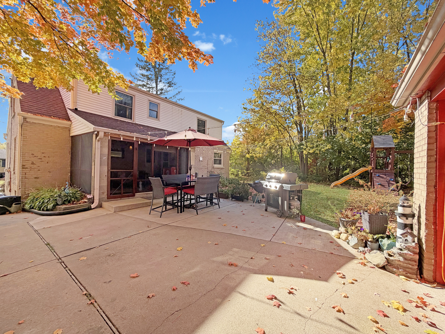 1224 W Violet Street