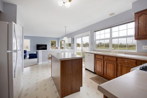 Tiny photo for 677 Linden Drive, Carol Stream, IL 60188 (MLS # 12760038)