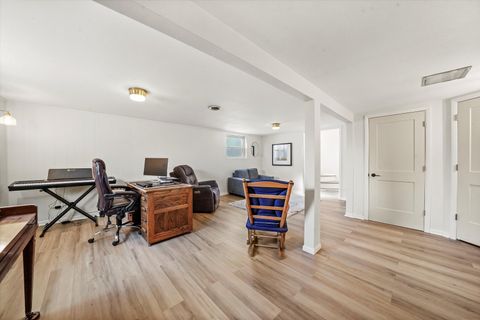 Tiny photo for 417 Westgate Avenue, Chicago Heights, IL 60411 (MLS # 12494314)