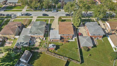 Tiny photo for 417 Westgate Avenue, Chicago Heights, IL 60411 (MLS # 12494314)