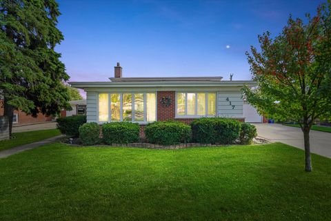Tiny photo for 417 Westgate Avenue, Chicago Heights, IL 60411 (MLS # 12494314)
