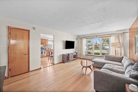 Tiny photo for 417 Westgate Avenue, Chicago Heights, IL 60411 (MLS # 12494314)