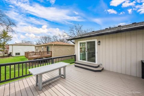 Tiny photo for 1908 Moore Avenue, St. Charles, IL 60174 (MLS # 12611215)