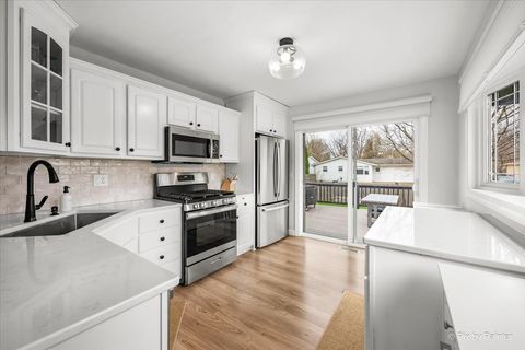 Tiny photo for 1908 Moore Avenue, St. Charles, IL 60174 (MLS # 12611215)