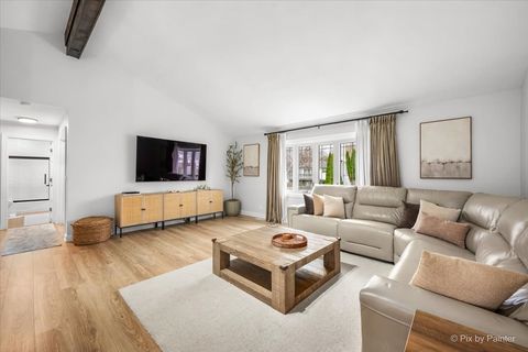 Tiny photo for 1908 Moore Avenue, St. Charles, IL 60174 (MLS # 12611215)