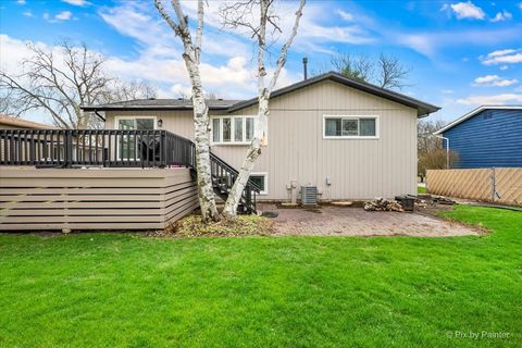 Tiny photo for 1908 Moore Avenue, St. Charles, IL 60174 (MLS # 12611215)