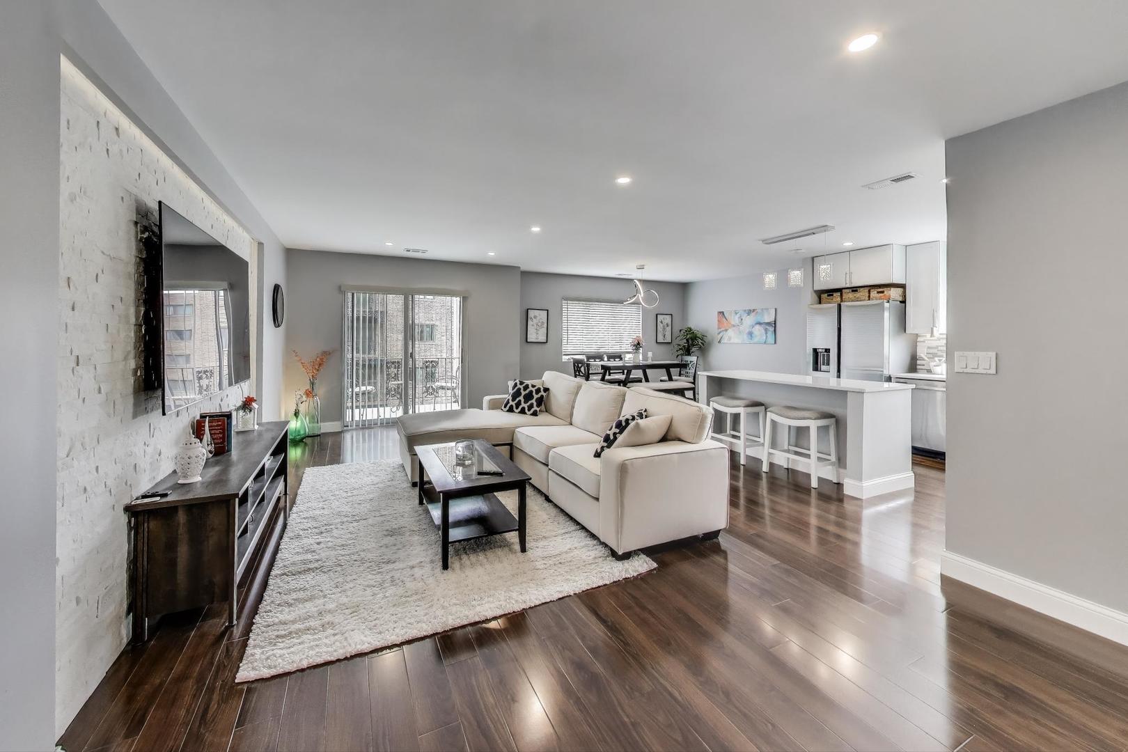 9395 Landings Lane 401