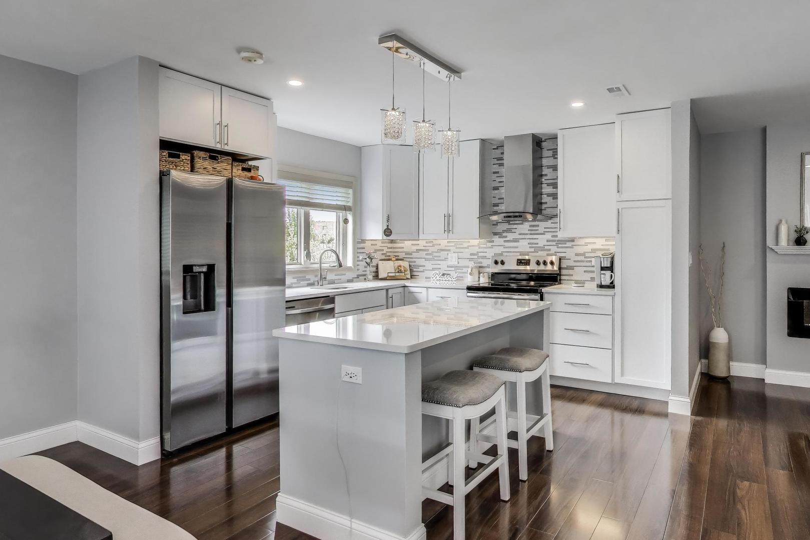 9395 Landings Lane 401